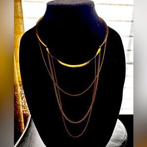 Gold Tone Necklace